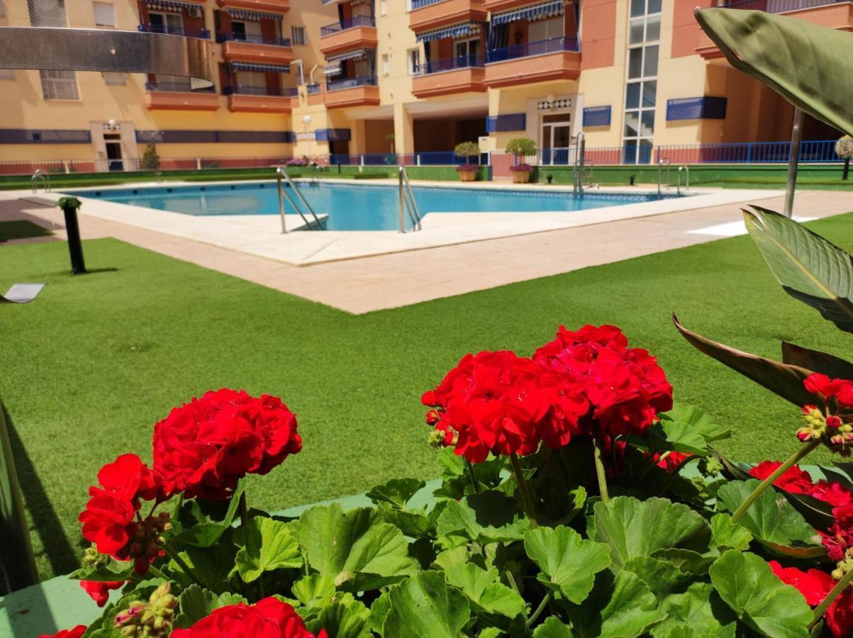 Paraiso Sol Lovely 1 Bedroom In Torrox Costa Екстериор снимка